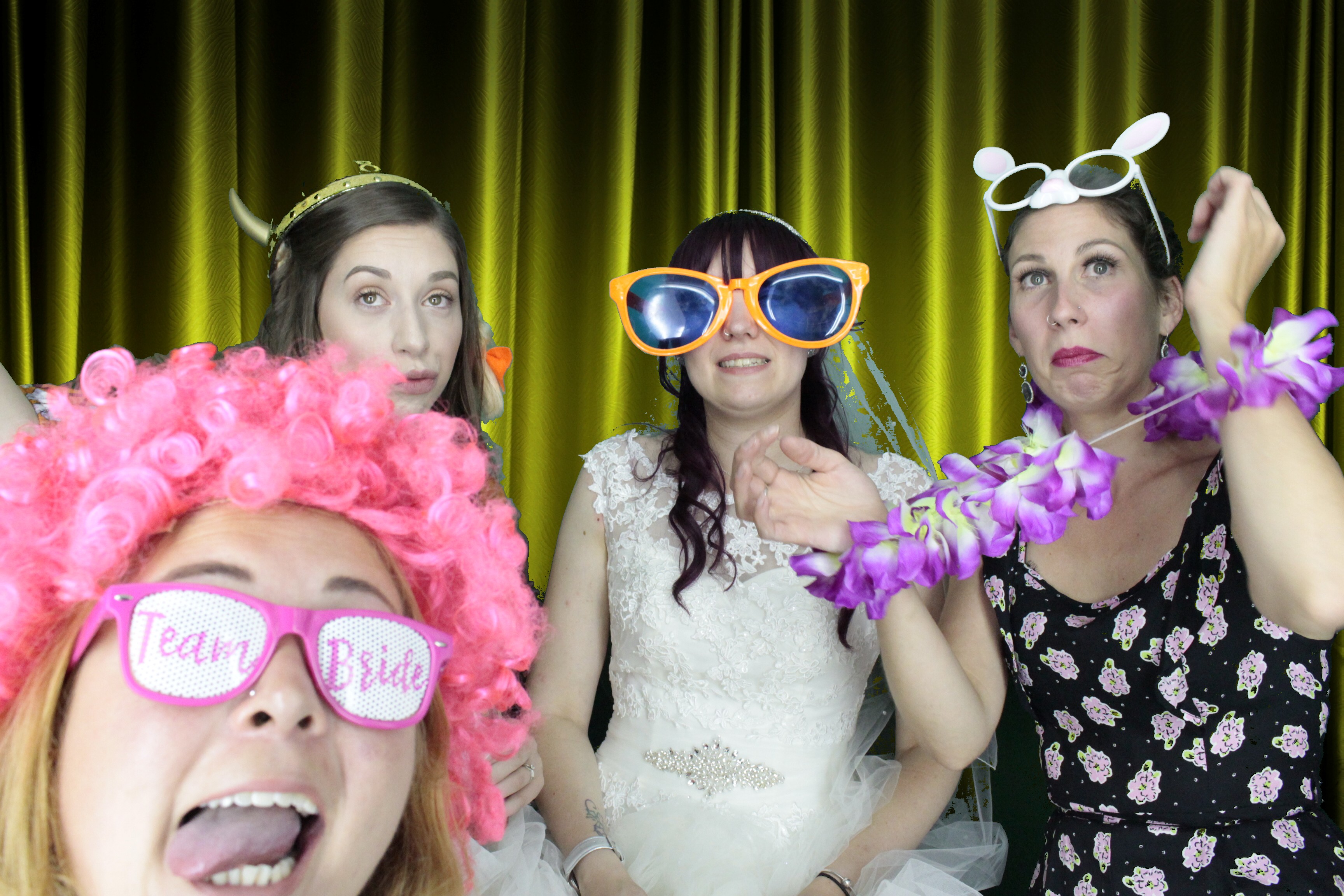 Katie and Jons Wedding | View more photos from the event at gallery.myphotoboothexperience.co.uk/u/MyPhotoBoothExperienceLtd/Katie-and-Jons-Wedding